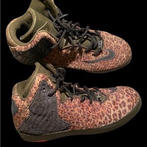 LeBron 11 NSW leopard